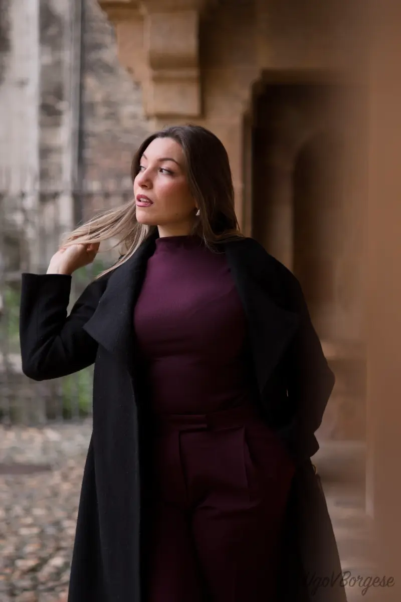 Chiara — outdoor portrait in Oviedo