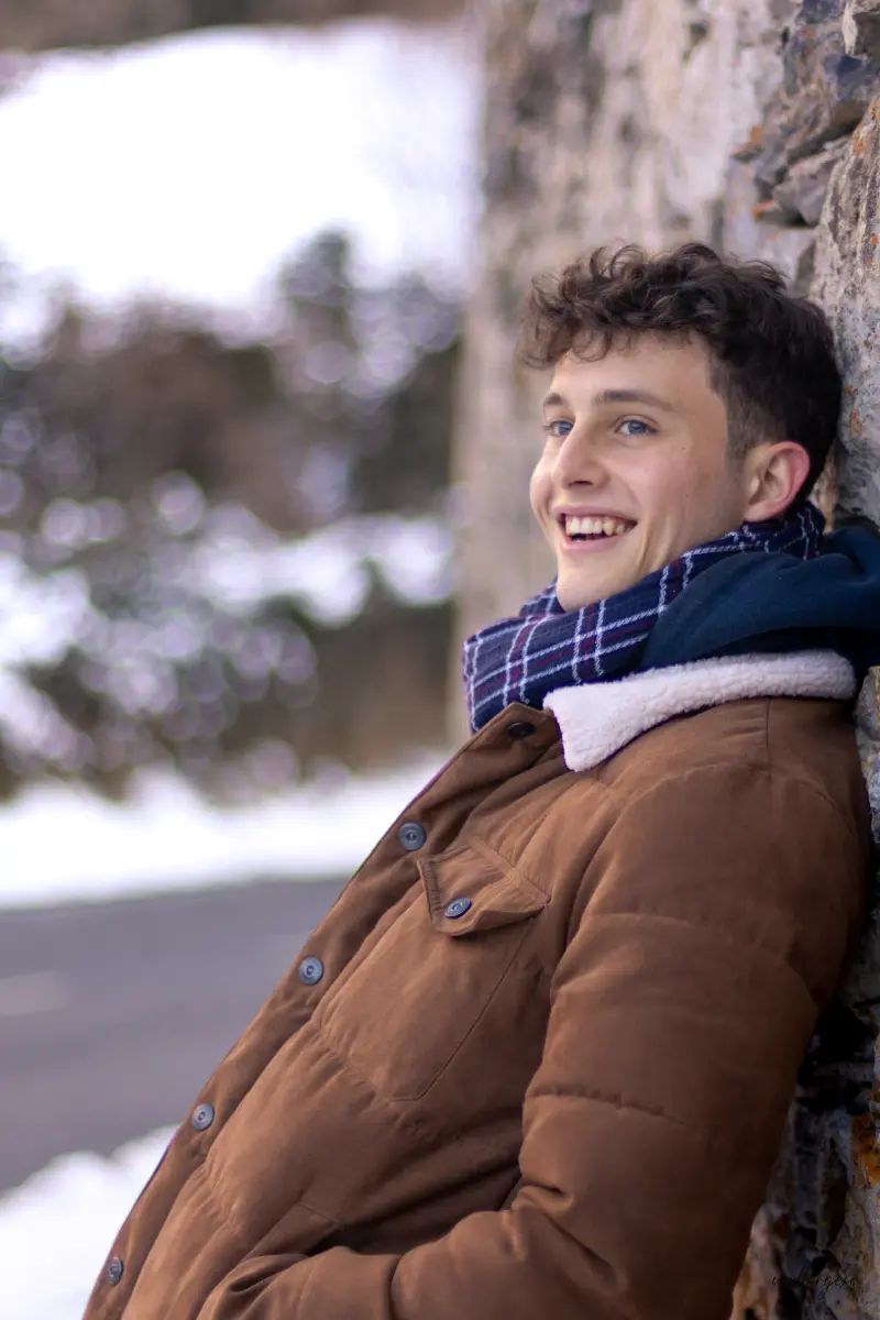 Thomas — outdoor portrait in Oviedo